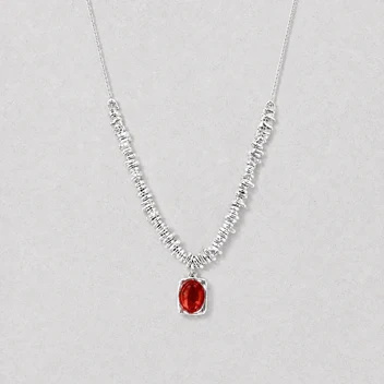 VEIN TRACE — Red Agate Fragmented Silver Pendant Necklace